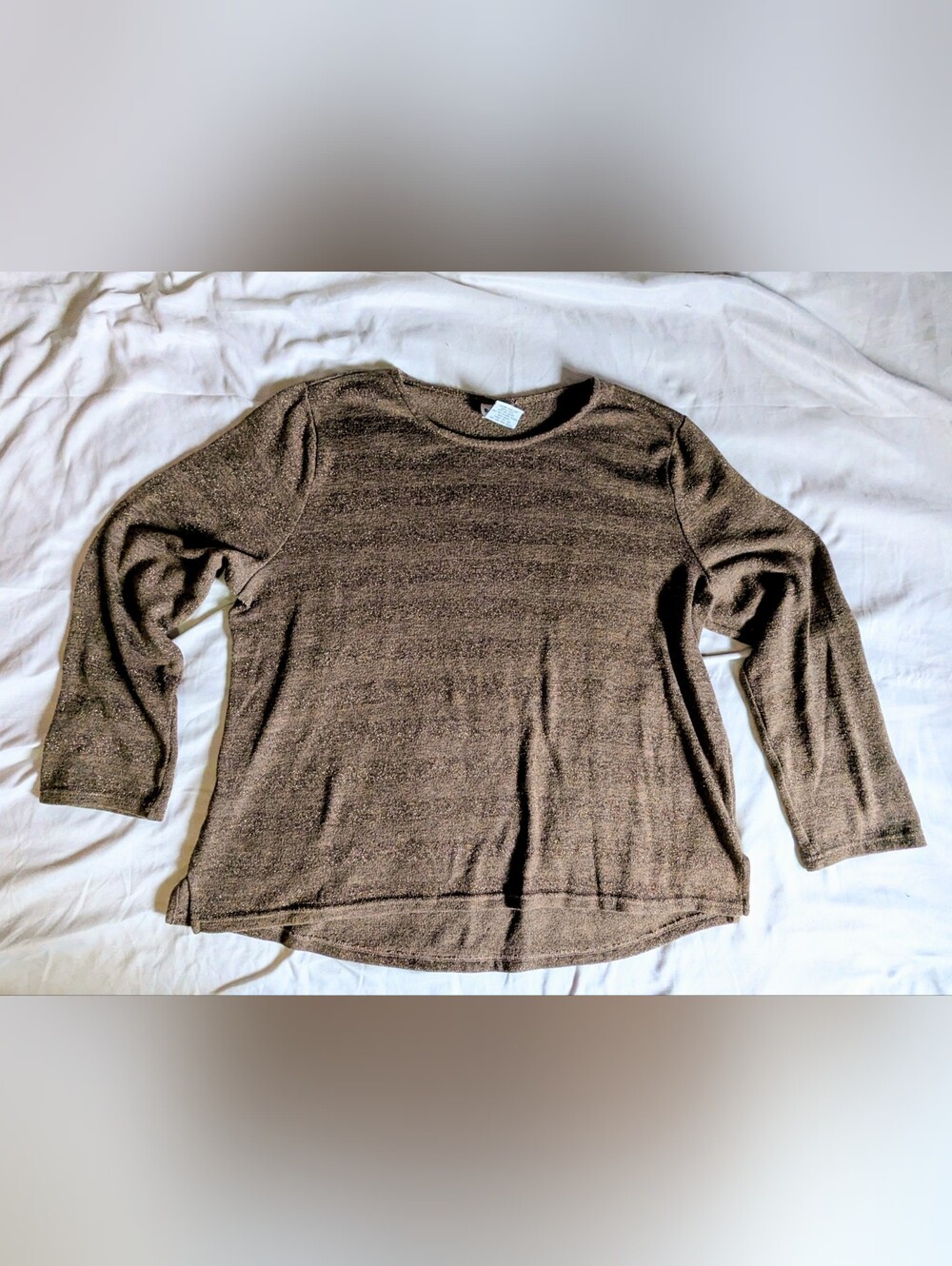 Size XL, EUC, BonWorth Brand Metallic Stitching, Brown 3/4 Sleeve Crewneck Top